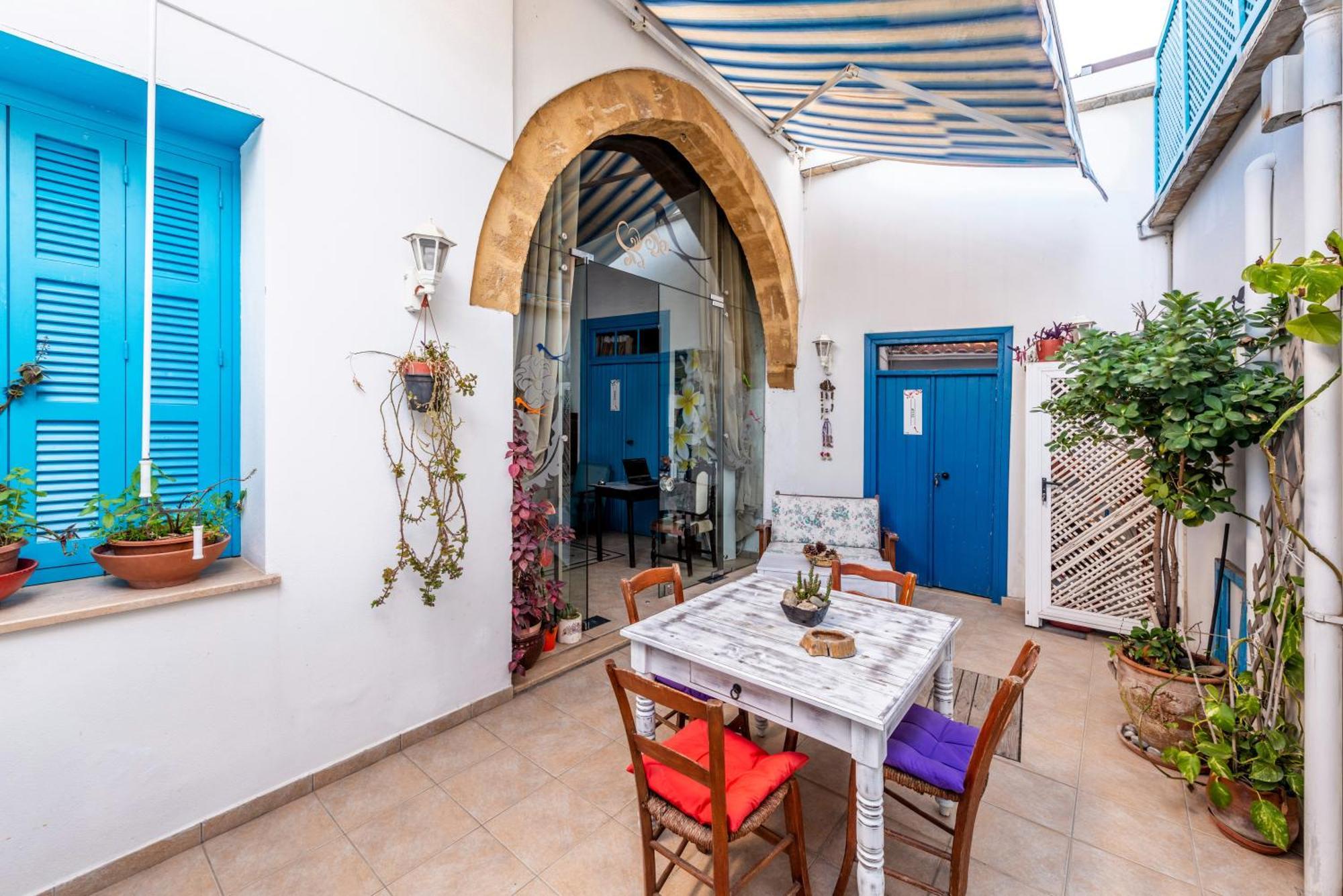 Cypriot Swallow Boutique Hotel Nikosia Bagian luar foto