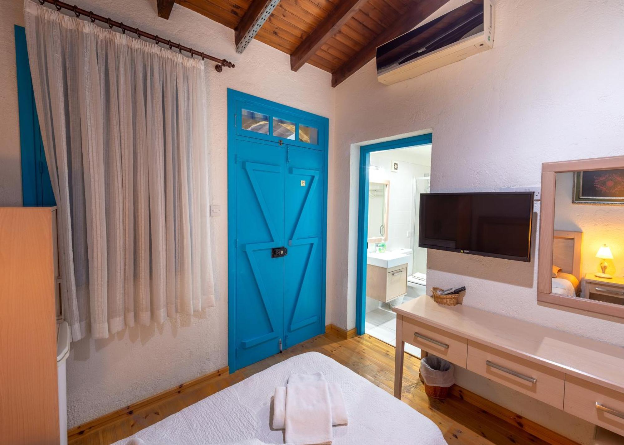 Cypriot Swallow Boutique Hotel Nikosia Bagian luar foto
